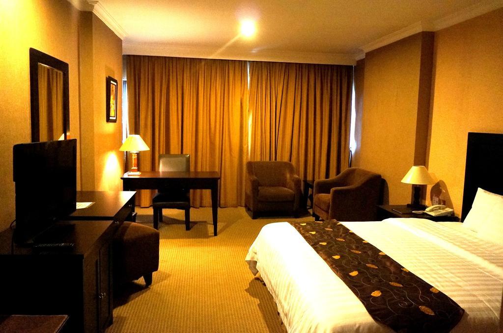 Danau Toba International 5* Medan
