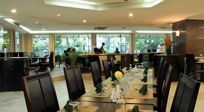 Danau Toba International 5* Medan