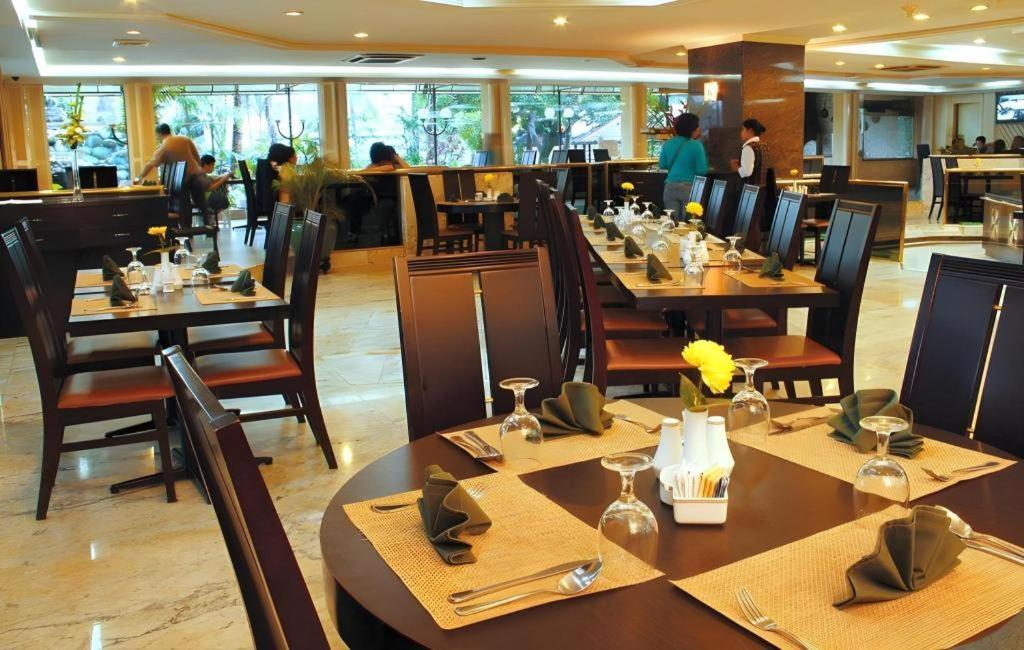Danau Toba International Hotel 5*